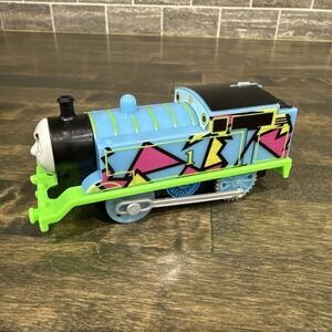 Hyper Glow Trackmaster Hyper Glow Thomas & Friends 2017 Motorized Train